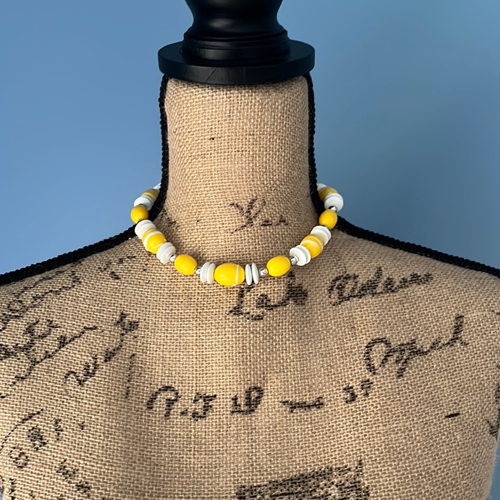 Vintage beaded choker necklace